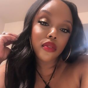 Meet your Posher, Tanisha